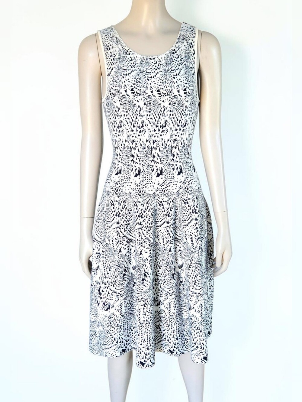 Issa London Fit Flare Sleeveless Heavy Knit Stretch Print Dress Midi Womens XS